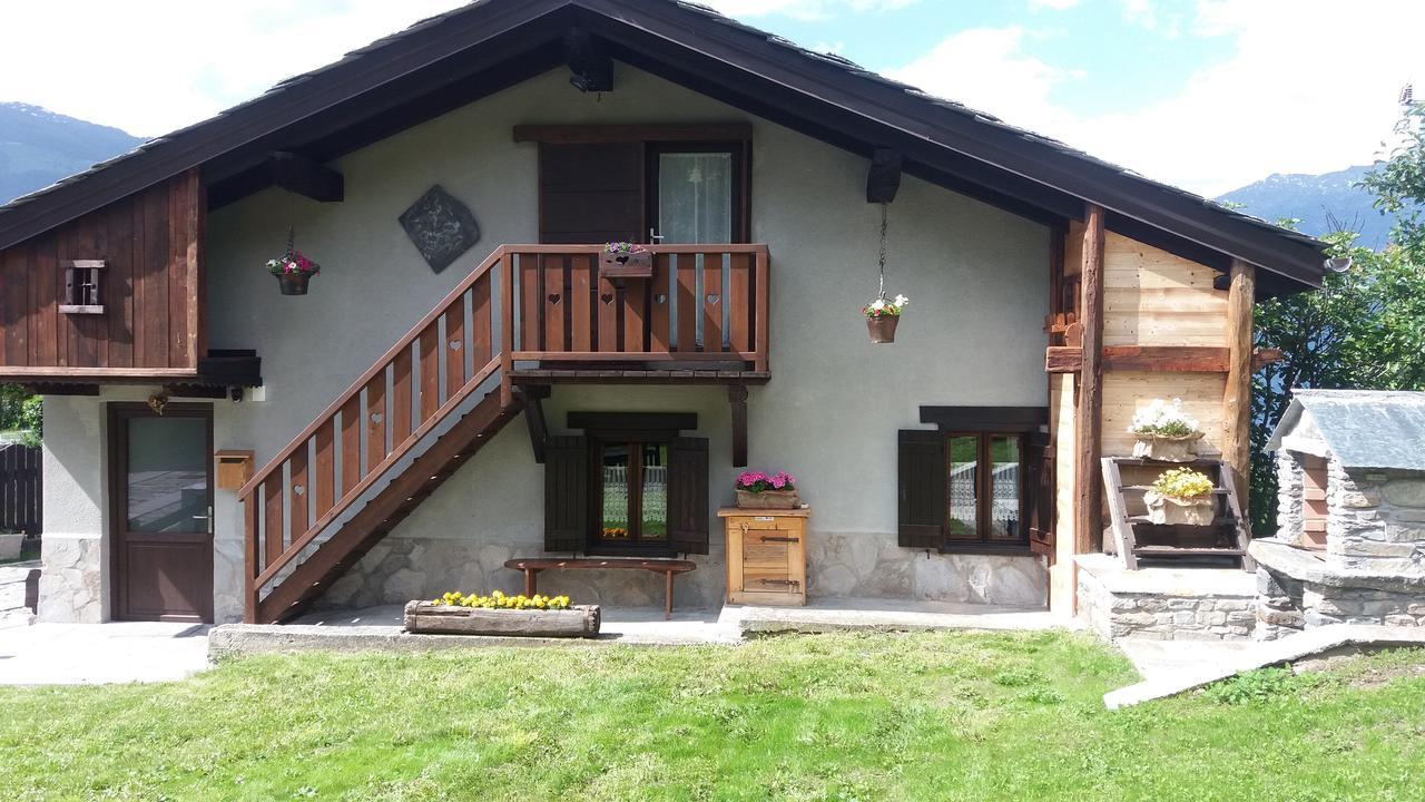 Maison Des Abeilles Vda Gressan N 0028 エクステリア 写真