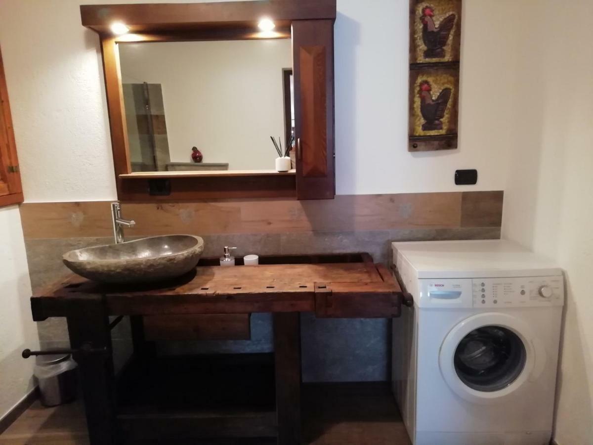 Maison Des Abeilles Vda Gressan N 0028 エクステリア 写真