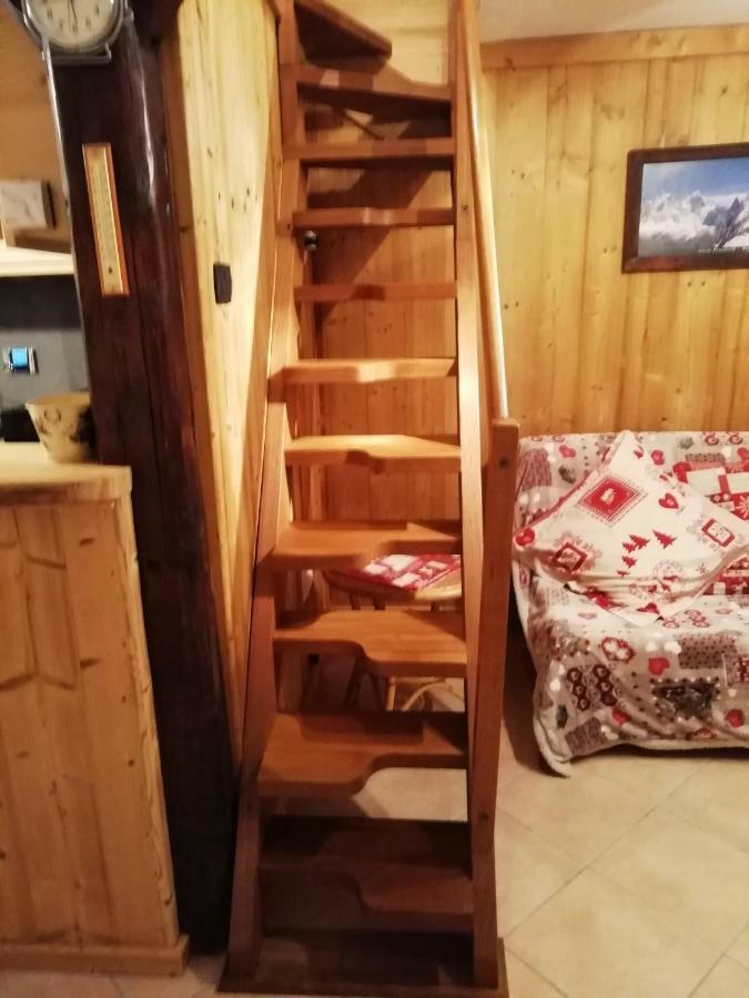 Maison Des Abeilles Vda Gressan N 0028 エクステリア 写真